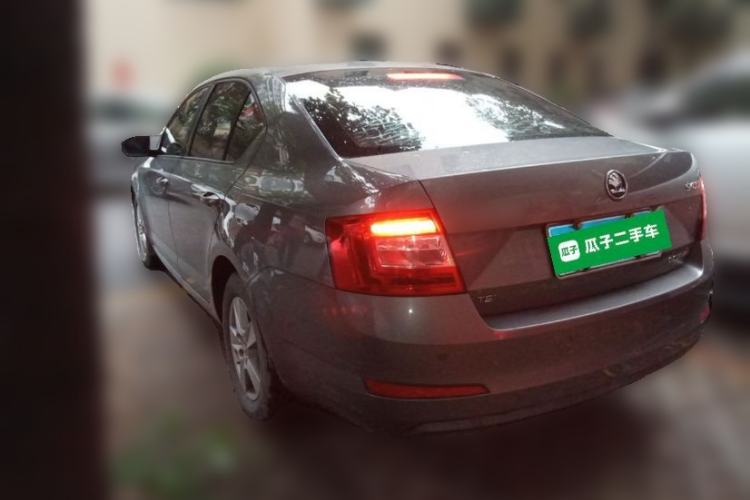 Used Skoda Octavia 2015 1.4TSI DSG Eado Edition Rear Left 45 Deg