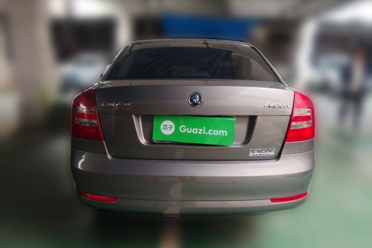 Used Skoda Octavia 2015 Classic Model 1.6L Automatic Yijie Version Rear