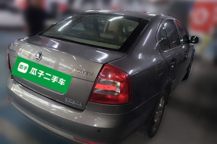 Used Skoda Octavia 2015 Classic Model 1.6L Automatic Yijie Version Rear Right 45 Deg