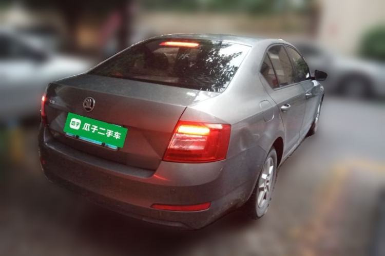 Used Skoda Octavia 2015 1.4TSI DSG Eado Edition Rear Right 45 Deg