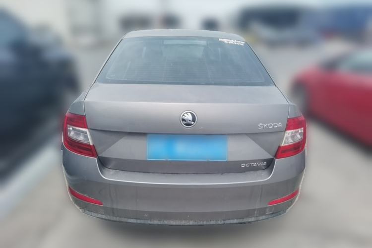 Used Skoda Octavia 2015 1.6L Automatic Yijie Edition Rear