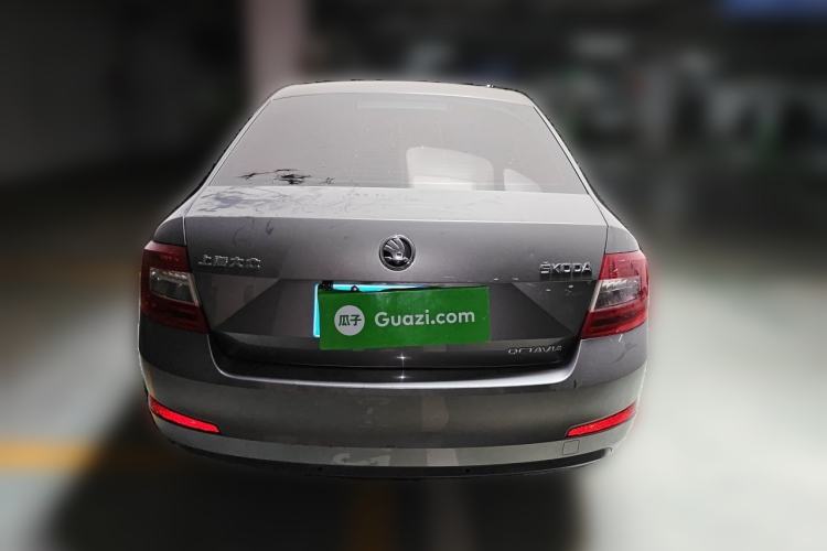 Used Skoda Octavia 2015 1.6L Automatic Yijie Edition Rear