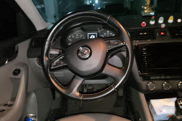Used Skoda Octavia 2015 1.6L Manual Yijun Edition Steering Wheel