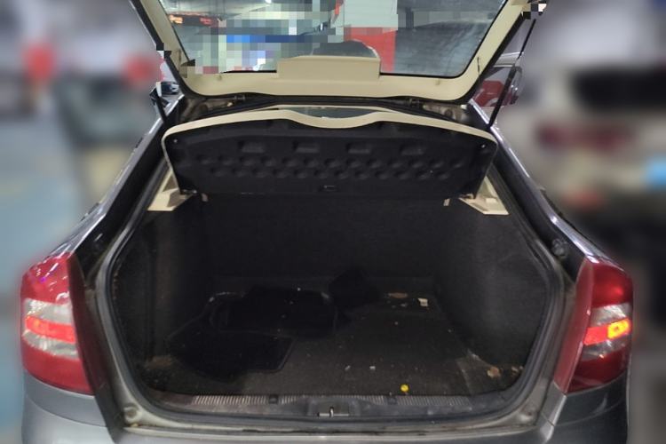 Used Skoda Octavia 2015 Classic Model 1.6L Automatic Yijie Version Trunk