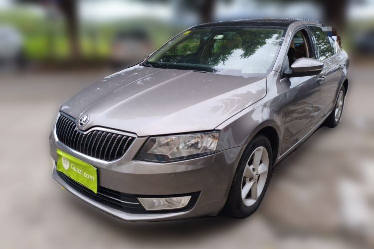 Used Skoda Octavia 2015 1.4TSI DSG Yijun Edition Guazi used car, China used car export, Used car for sale, Used  cars, Cheapest cars for sale