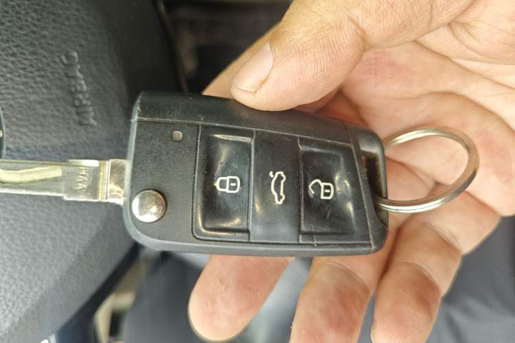 Used Skoda Octavia 2015 1.6L Automatic Yijun Edition Vehicle Key
