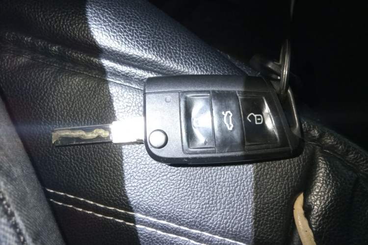 Used Skoda Octavia 2015 1.4TSI DSG Eado Edition Vehicle Key