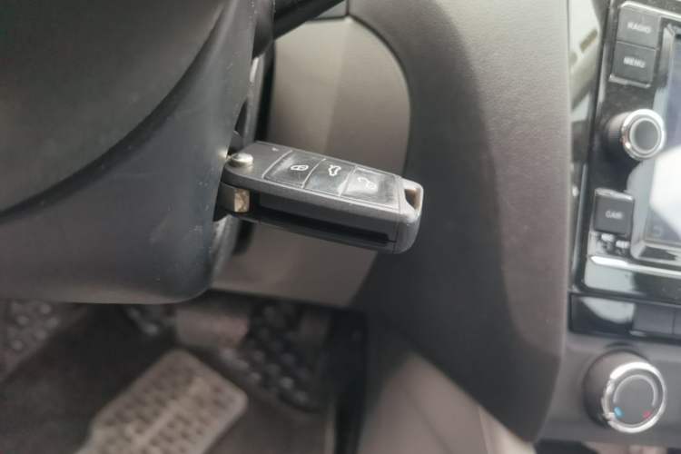 Used Skoda Octavia 2015 1.6L Automatic Yijie Edition Vehicle Key