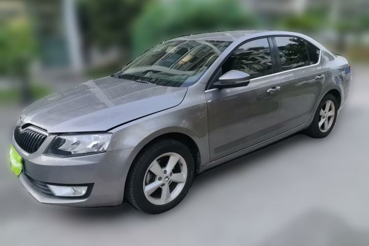 Used Skoda Octavia 2015 1.6L Automatic Yijie Edition Guazi used car, China used car export, Used car for sale, Used cars, Cheapest cars for sale