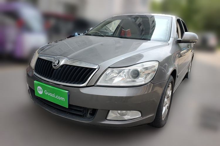 Used Skoda Octavia 2015 Classic Model 1.6L Automatic Yijie Version Guazi used car, China used car export, Used car for sale, Used  cars, Cheapest cars for sale