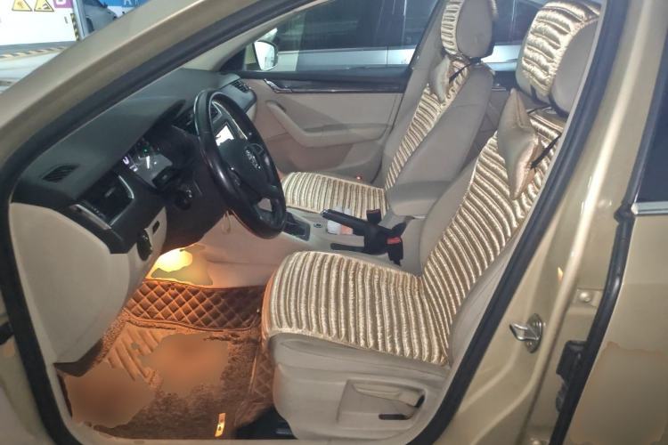 Used Skoda Octavia 2015 1.6L Automatic Yijun Edition Left Front Seat
