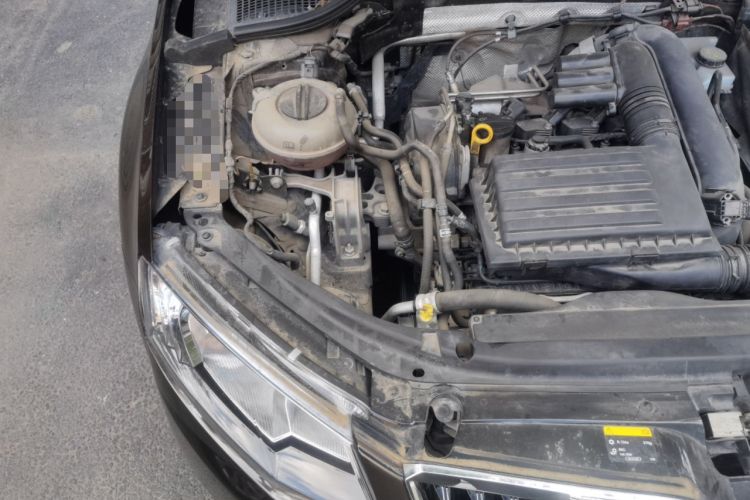 Used Skoda Octavia 2015 1.4TSI DSG Yijun Edition Engine Bay Right
