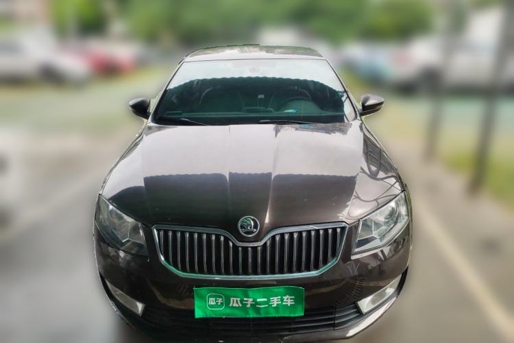 Used Skoda Octavia 2015 1.6L Automatic Yijie Edition Front