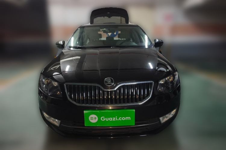 Used Skoda Octavia 2015 1.6L Automatic Yijun Edition Front