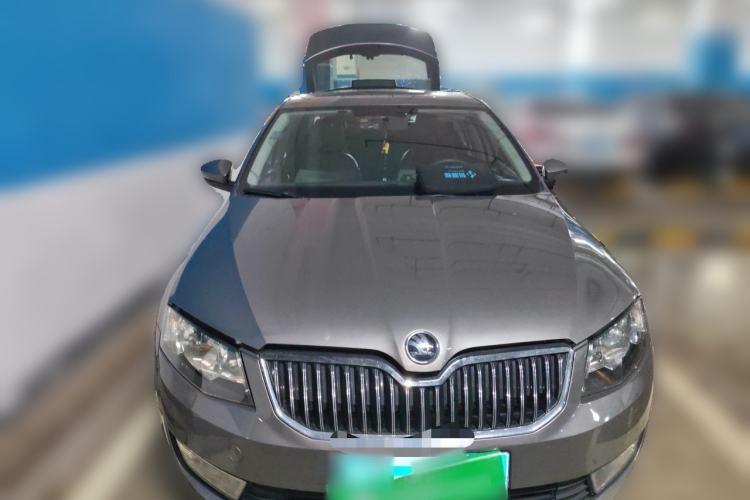 Used Skoda Octavia 2015 1.6L Automatic Yijie Edition Front