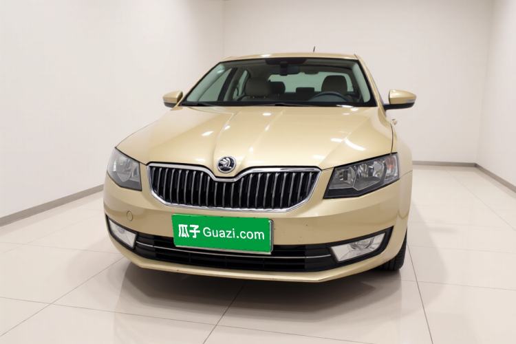 Used Skoda Octavia 2015 1.6L Automatic Yijie Edition Front