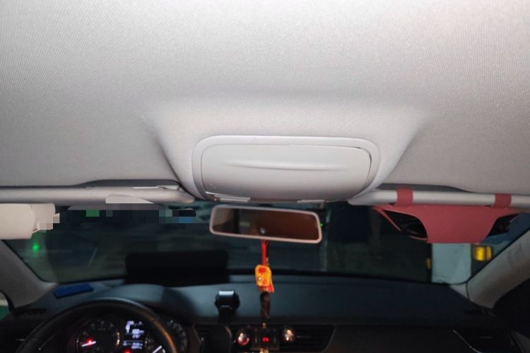 Used Skoda Octavia 2015 1.6L Automatic Yijie Edition Headliner