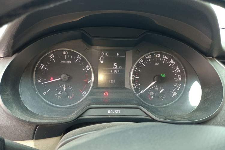 Used Skoda Octavia 2015 1.6L Automatic Yijie Edition Instrument Cluster