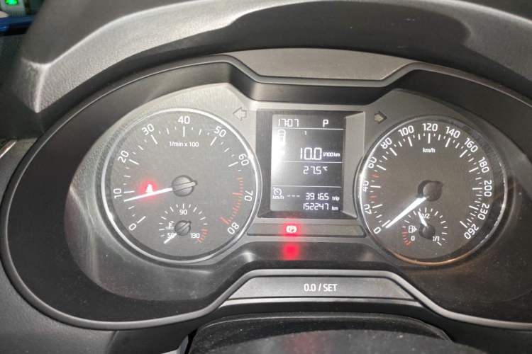 Used Skoda Octavia 2015 1.6L Automatic Yijie Edition Instrument Cluster