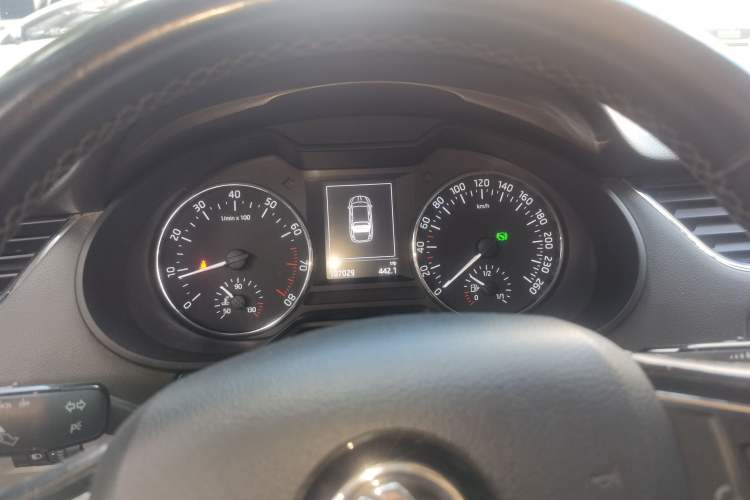 Used Skoda Octavia 2015 1.4TSI DSG Yijun Edition Instrument Cluster