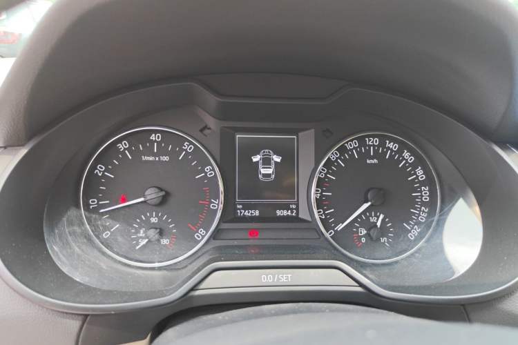 Used Skoda Octavia 2015 1.4TSI Manual Yijun Edition Instrument Cluster