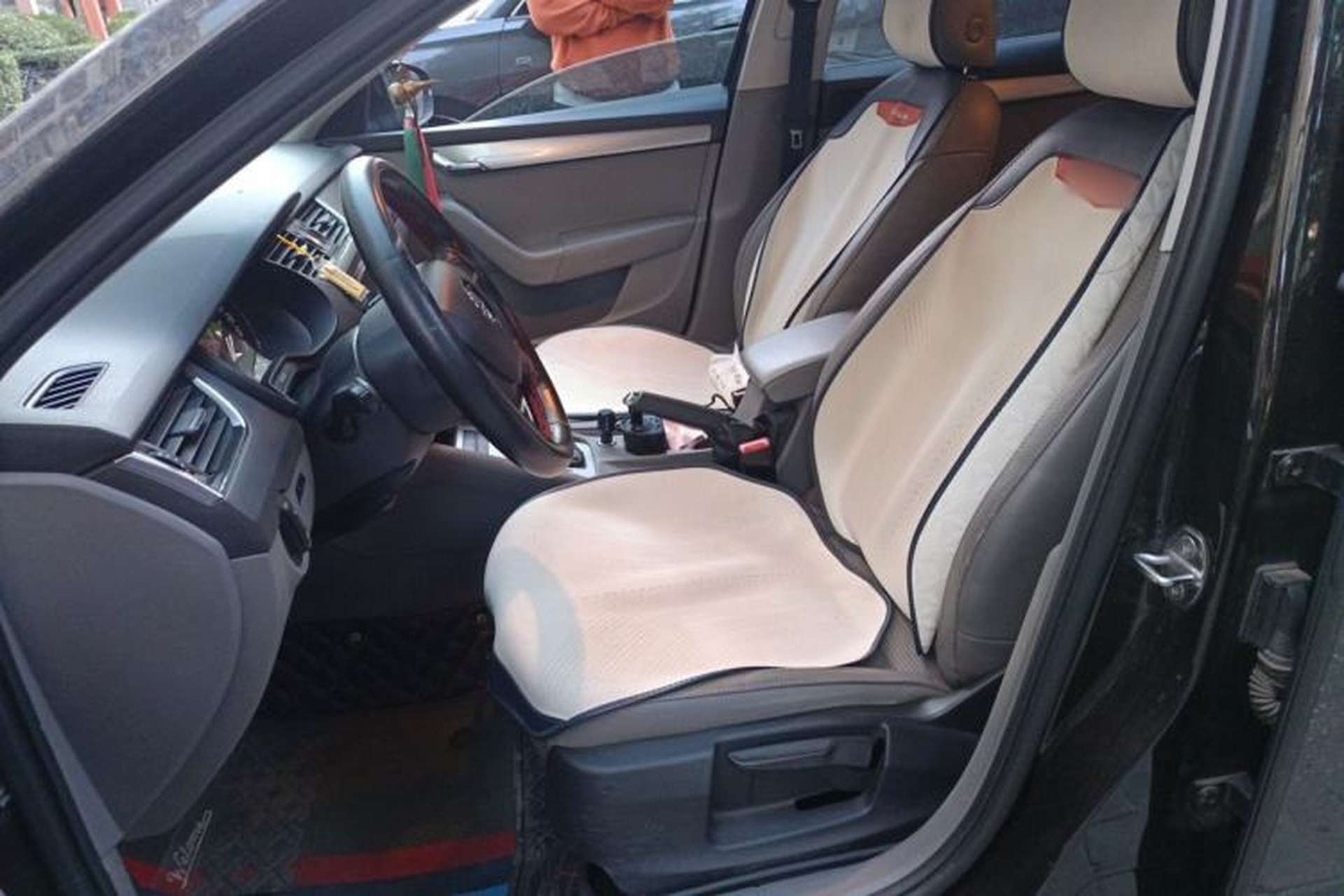 Used Skoda Octavia 2015 1.6L Automatic Yijie Edition Left Front Seat