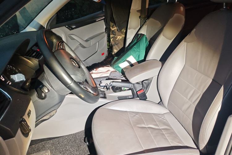 Used Skoda Octavia 2015 1.6L Automatic Yijun Edition Left Front Seat