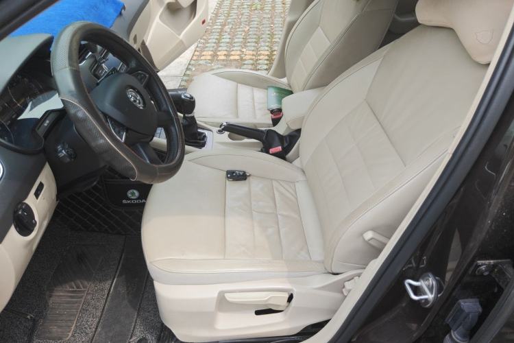 Used Skoda Octavia 2015 1.4TSI Manual Yijun Edition Left Front Seat
