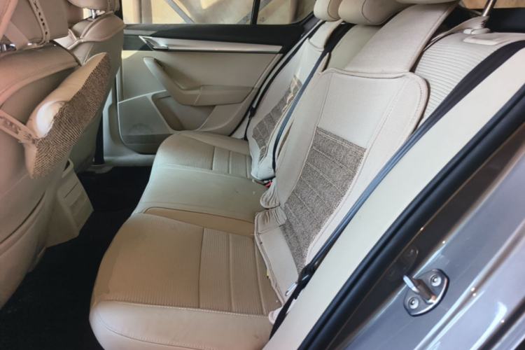 Used Skoda Octavia 2015 1.6L Automatic Yijie Edition Left Rear Seat
