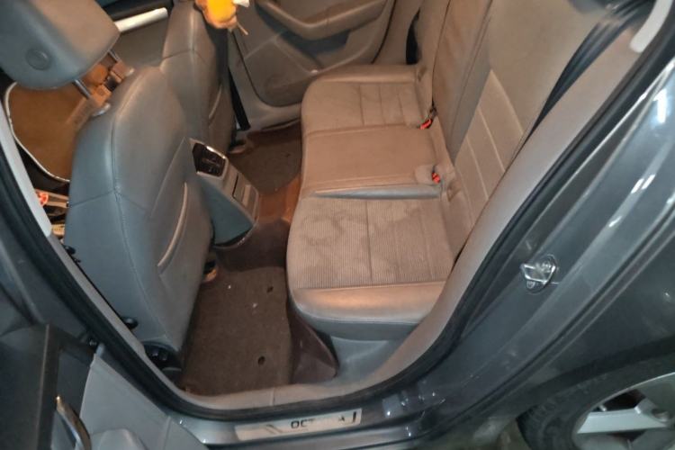 Used Skoda Octavia 2015 1.6L Automatic Yijie Edition Left Rear Seat