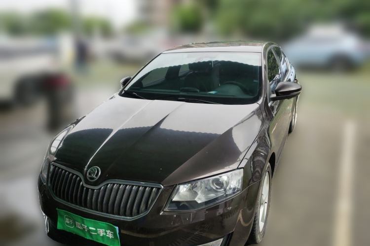 Used Skoda Octavia 2015 1.6L Automatic Yijie Edition Guazi used car, China used car export, Used car for sale, Used cars, Cheapest cars for sale