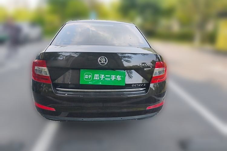 Used Skoda Octavia 2015 1.6L Automatic Yijun Edition Rear