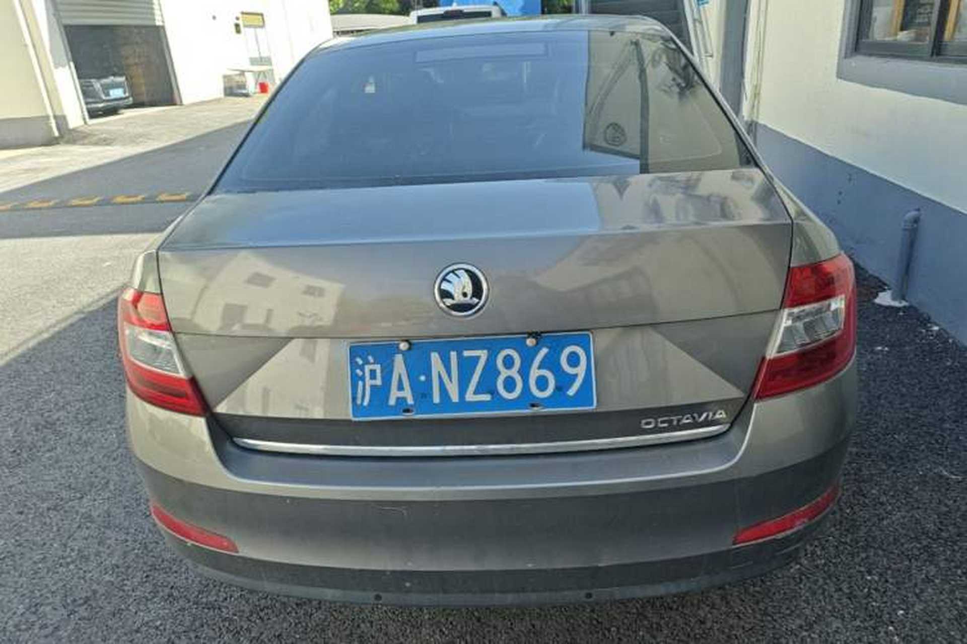 Used Skoda Octavia 2015 1.6L Automatic Yijun Edition Rear