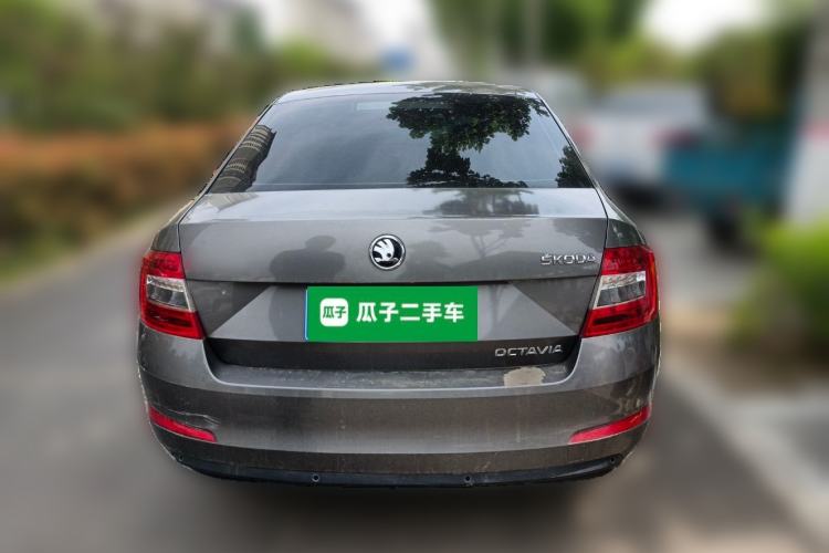 Used Skoda Octavia 2015 1.6L Automatic Yijie Edition Rear