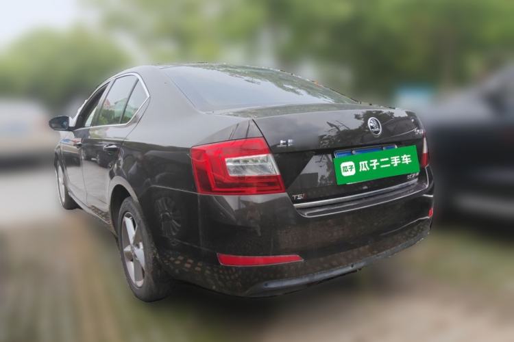 Used Skoda Octavia 2015 1.4TSI Manual Yijun Edition Rear Left 45 Deg