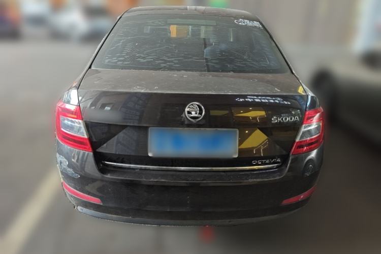 Used Skoda Octavia 2015 1.6L Automatic Yijun Edition Rear