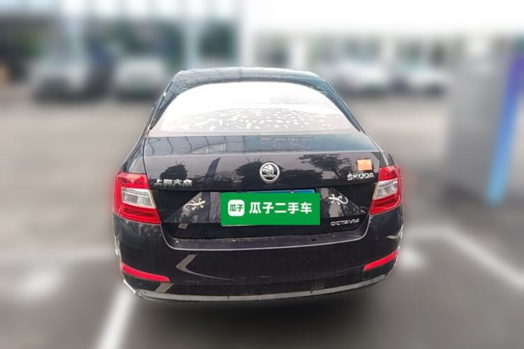 Used Skoda Octavia 2015 1.6L Manual Yijie Edition Rear