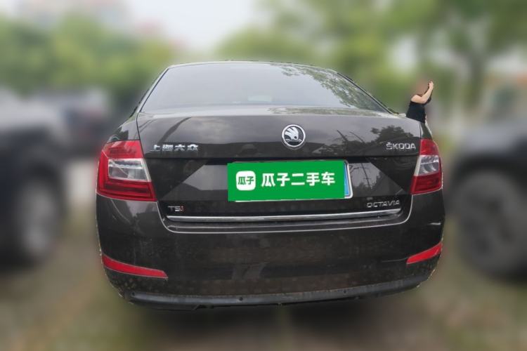 Used Skoda Octavia 2015 1.4TSI Manual Yijun Edition Rear