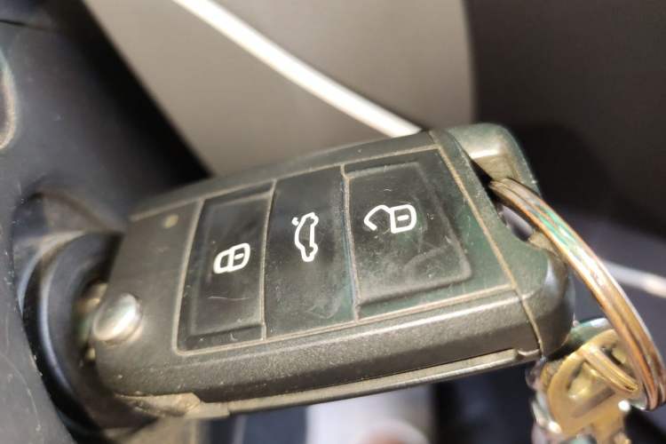 Used Skoda Octavia 2015 1.6L Automatic Yijie Edition Vehicle Key
