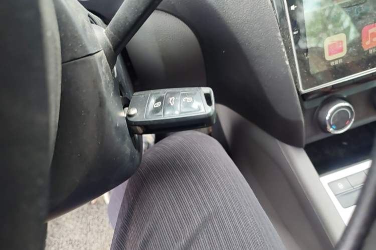 Used Skoda Octavia 2015 1.6L Manual Yijie Edition Vehicle Key