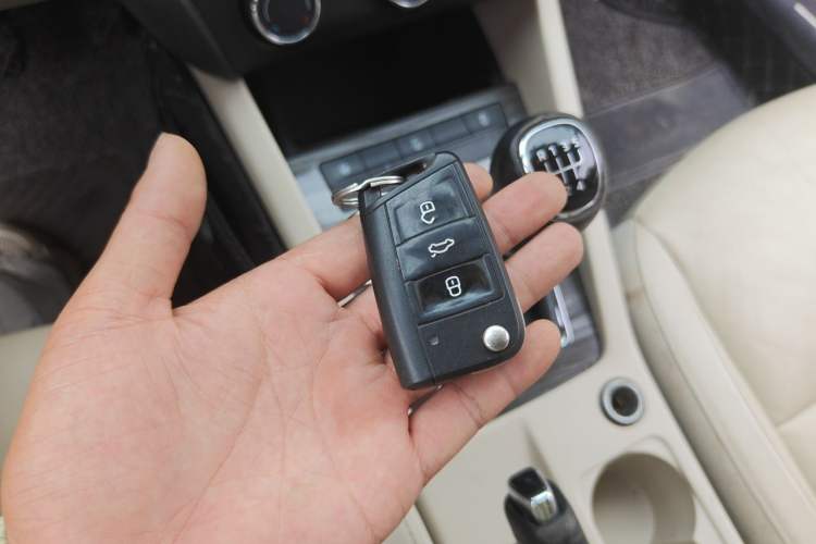 Used Skoda Octavia 2015 1.4TSI Manual Yijun Edition Vehicle Key