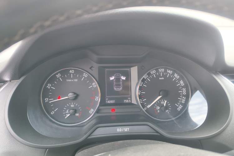 Used Skoda Octavia 2015 1.6L Manual Yijun Edition Instrument Cluster