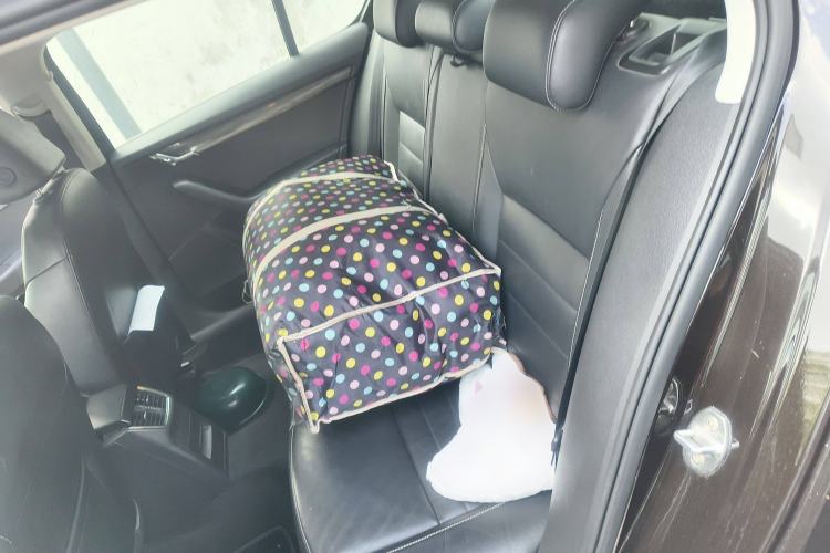 Used Skoda Octavia 2015 1.6L Manual Yijun Edition Left Rear Seat