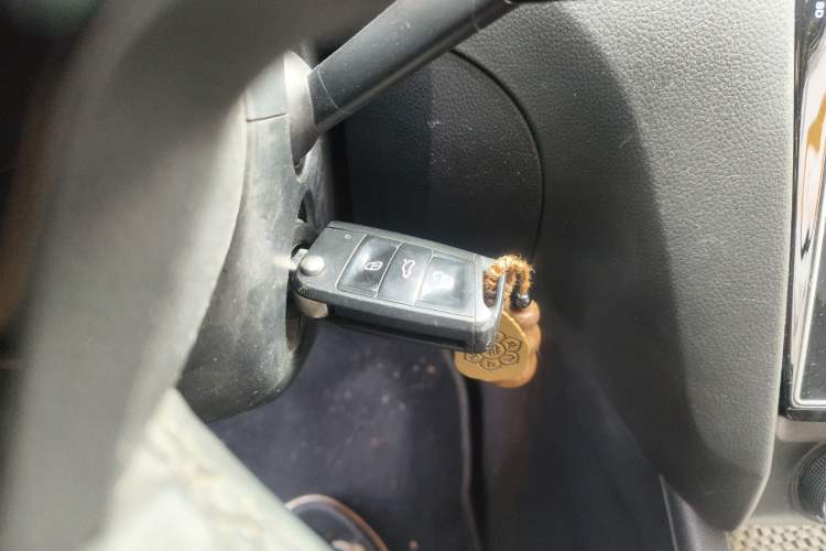 Used Skoda Octavia 2015 1.6L Manual Yijun Edition Vehicle Key