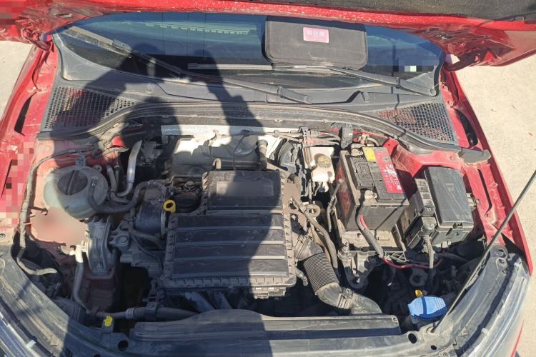Used Skoda Octavia 2015 1.6L Automatic Yijun Edition Engine Bay