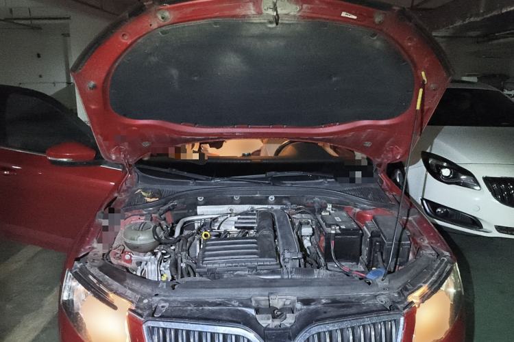 Used Skoda Octavia 2015 1.4TSI DSG Yijun Edition Engine Bay