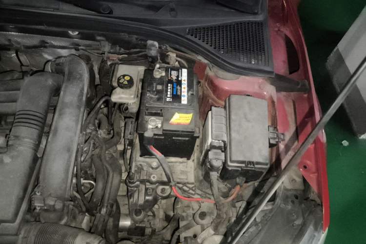 Used Skoda Octavia 2015 1.4TSI DSG Yijun Edition Engine Bay Left