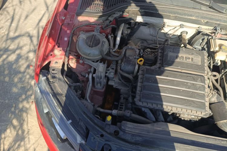 Used Skoda Octavia 2015 1.6L Automatic Yijun Edition Engine Bay Right