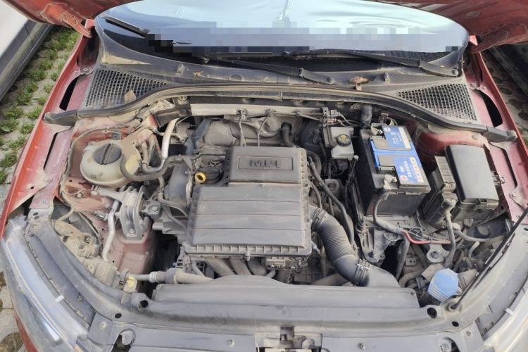 Used Skoda Octavia 2015 1.6L Automatic Yijun Edition Engine Bay
