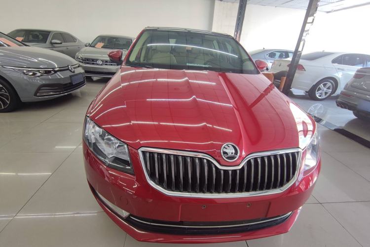 Used Skoda Octavia 2015 1.6L Automatic Yijun Edition Exterior 1